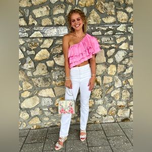 Meet your Posher, Felicia